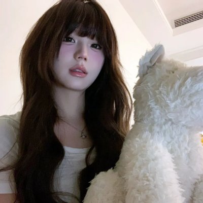 穿成侯府老夫人我一拖三救全家